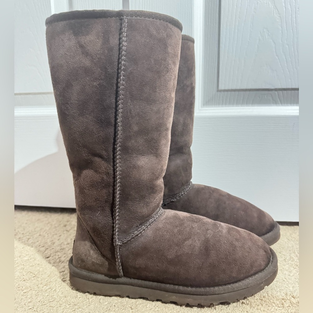 UGG Women’s Classic Tall Boot
